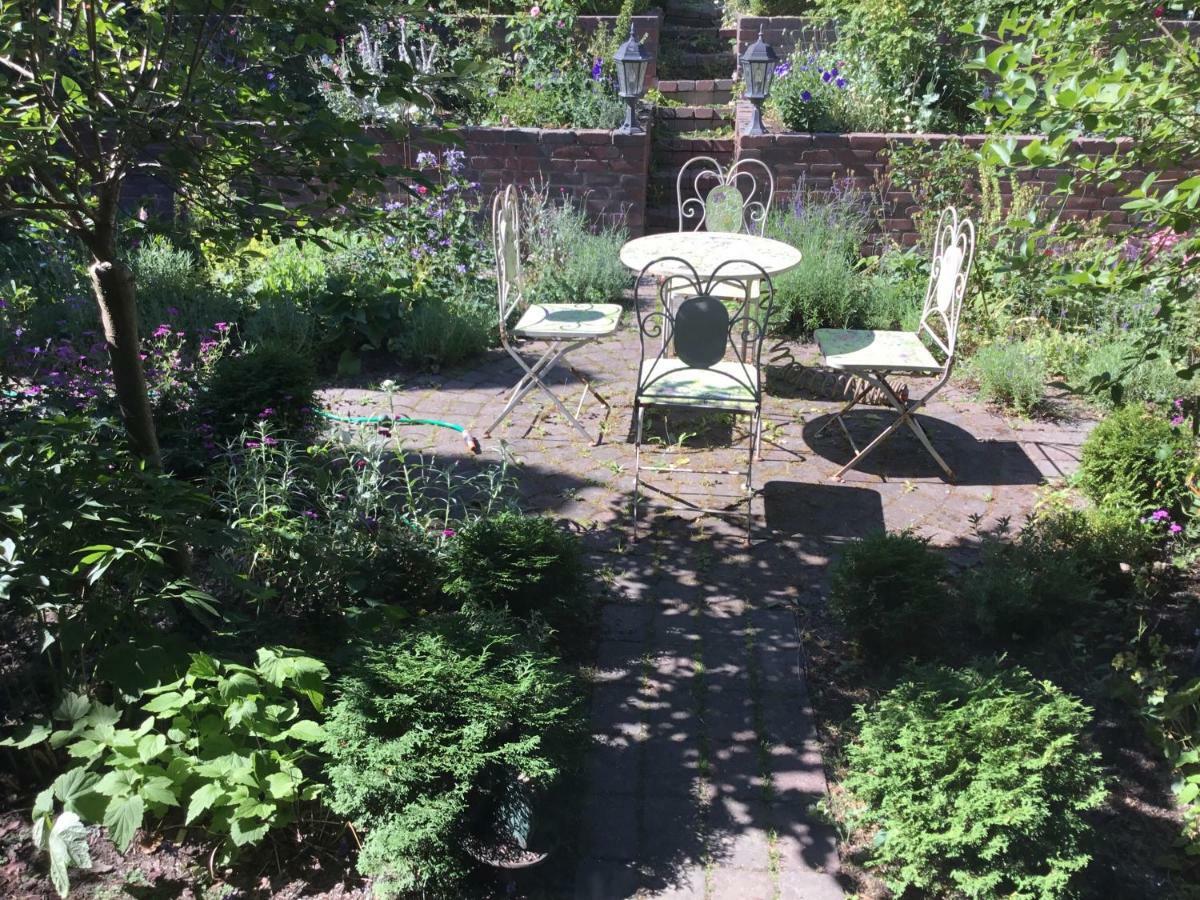 Fornuddens Bed And Breakfast Tyreso Buitenkant foto